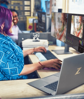 Woman using Z Workstation and Z displays at her desk