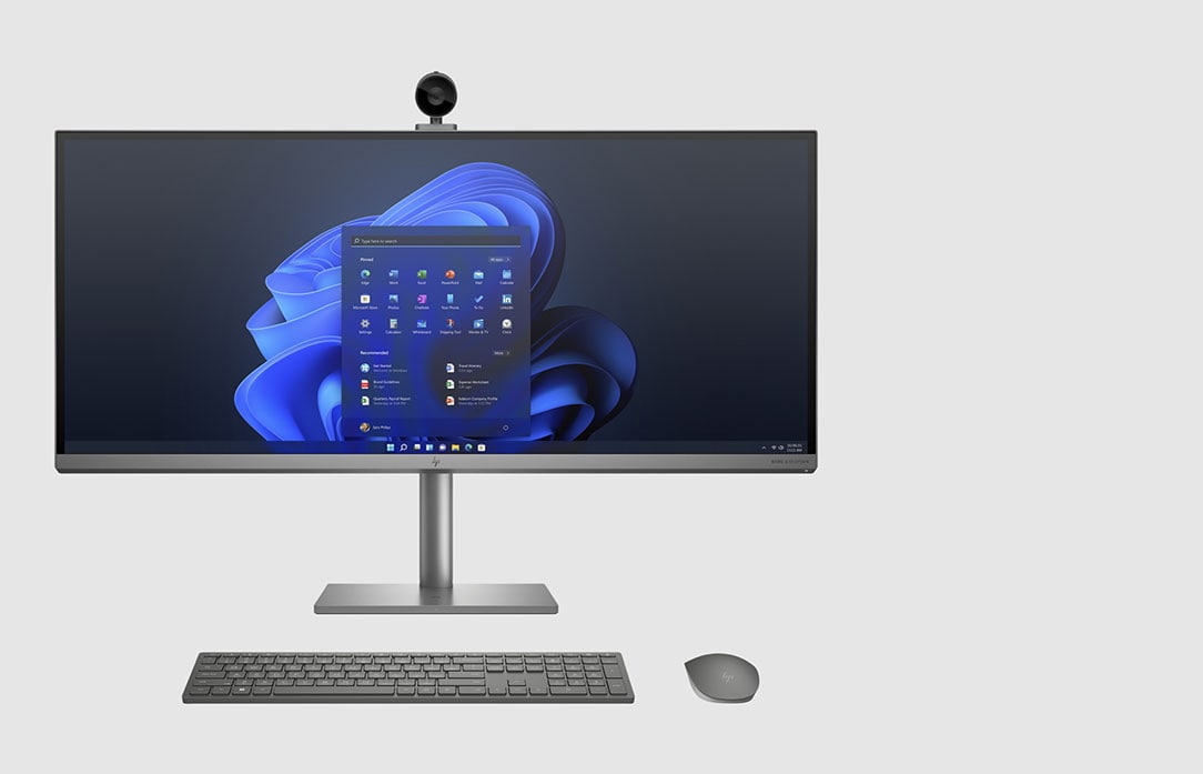 Un ordinateur tout-en-un HP avec un clavier et une souris sans fil HP
