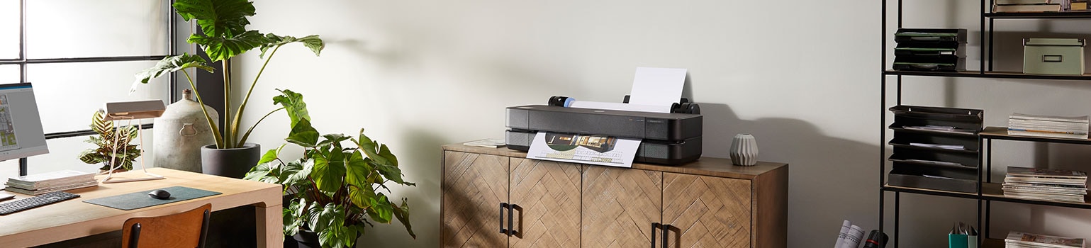 Plotter HP DesignJet T250 en una oficina