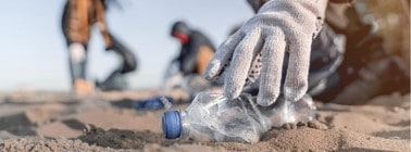 Foto genérica para ilustrar la recogida de plasticos y residuos