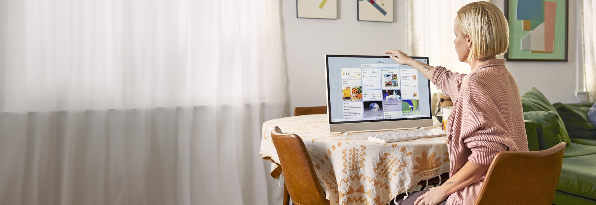 woman working with AIO